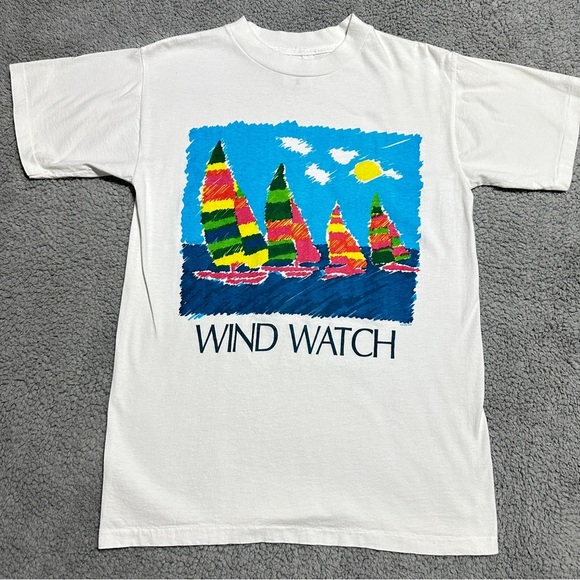 Wind Watch Colorful Sailboats Tee M White Graphic Beach Shirt Unisex - Picture 1 of 8